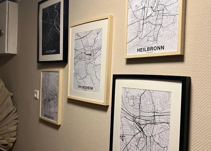 Krone 게스트하우스 Sternenfels